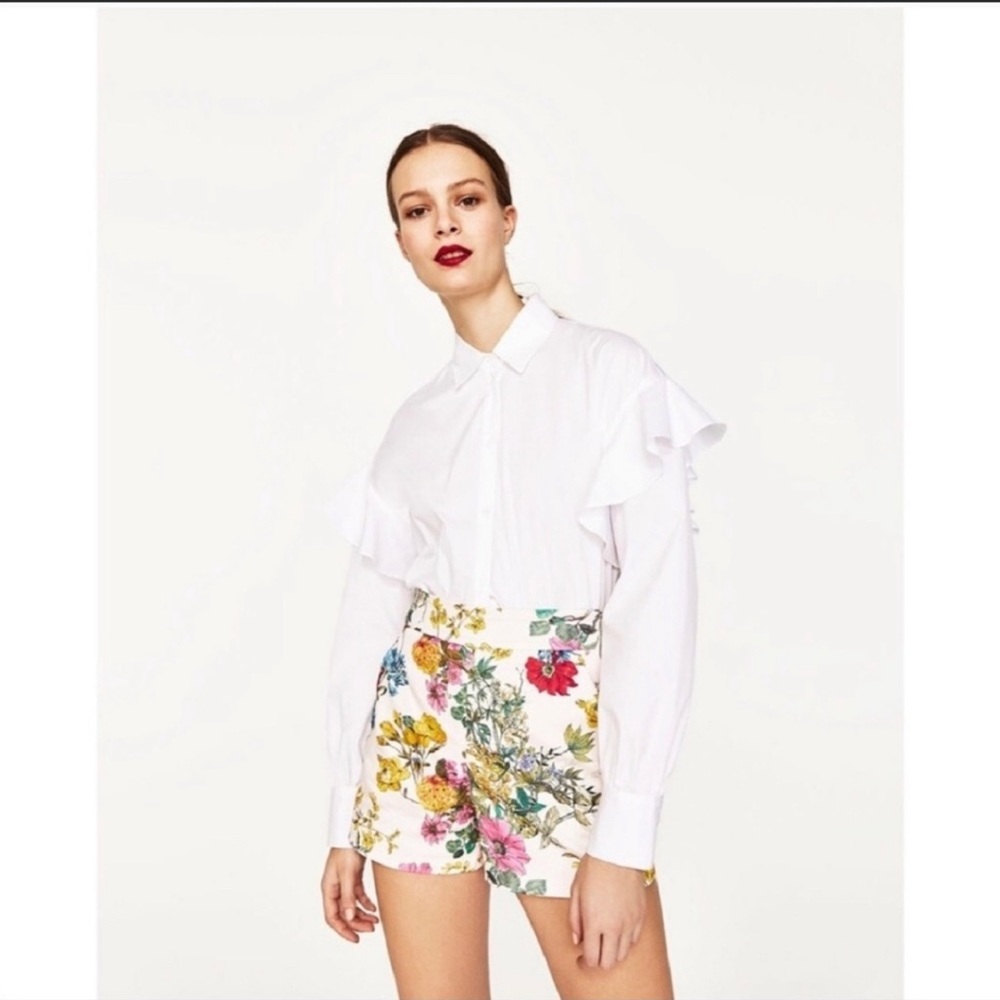 NWT Zara High Rise Floral Shorts Size XS